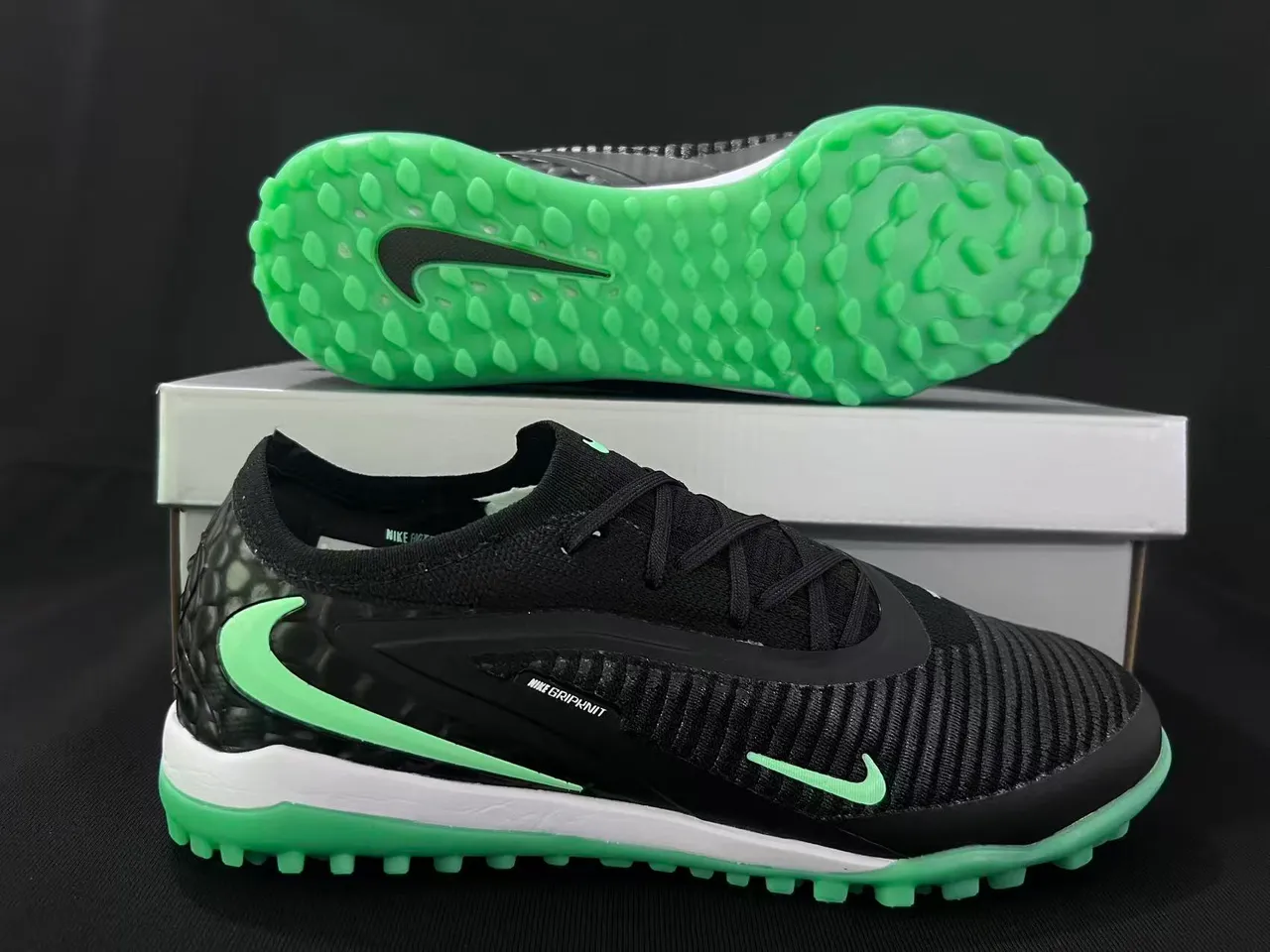Nike Gripknit Turf Noir et Vert Néon Chaussures de football 14