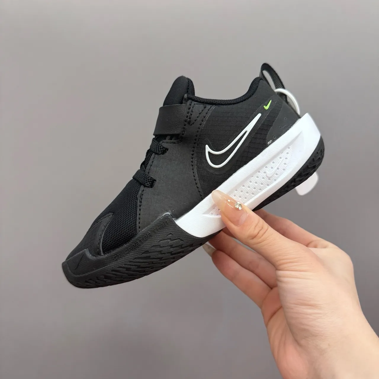 Nike GT Cut Blue Black Low-Top Dual-Strap Closure Basketball Shoes 20