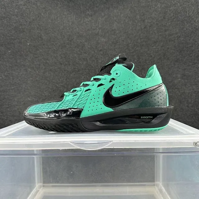 Chaussures de basket-ball Nike GT Cut Mint Green and Black 2