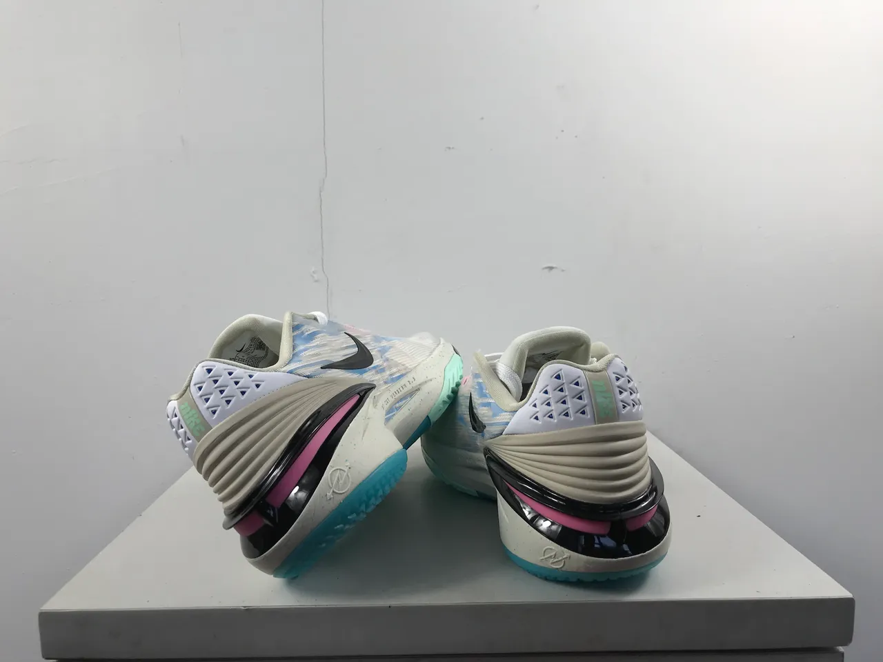Nike GT2 Generation White Blue Pink Running Shoes 2