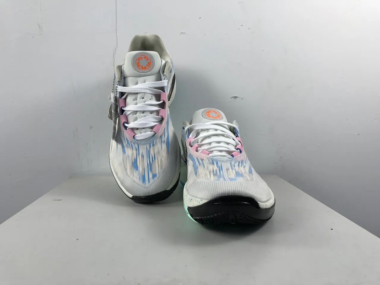 Nike GT2 Generation White Blue Pink Running Shoes 7