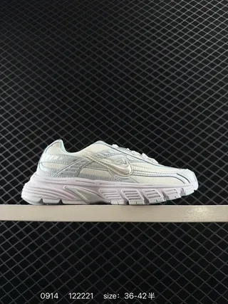 Nike Initiator Off-White and Pink Lifestyle Sneakers 2