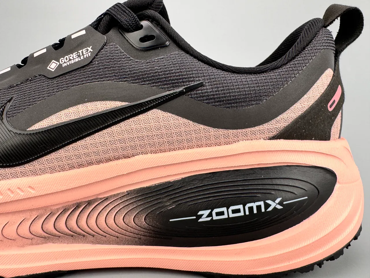 Nike Invincible Run Black Pink Engineered Mesh Upper Sculpted ZoomX Midsole Running Shoes 3