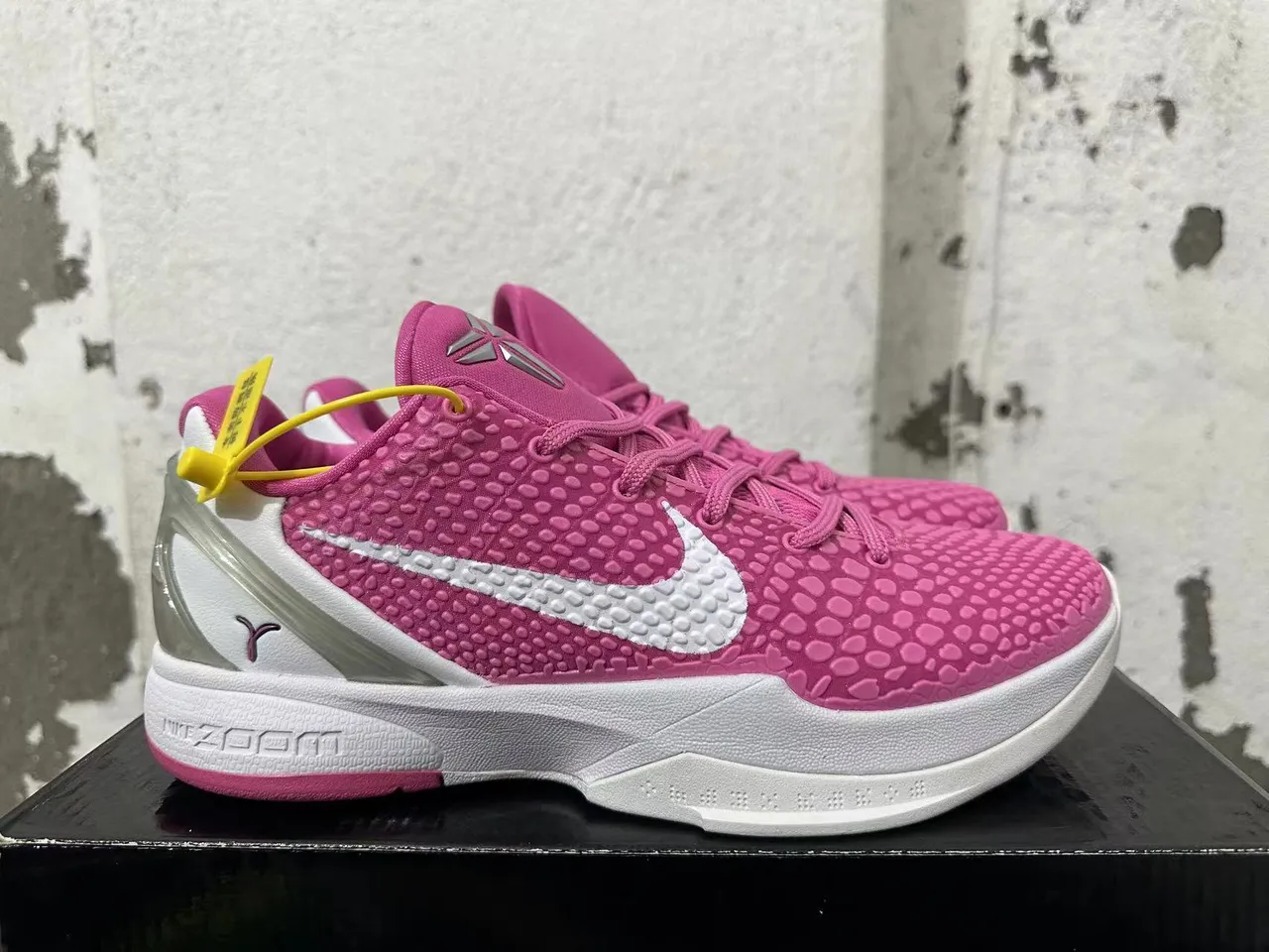 Nike Kobe 4 Pink White Silver Basketball Shoes 4
