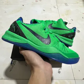 Nike Kobe Green Blue Knit Upper Textured Swoosh Basketball Shoes