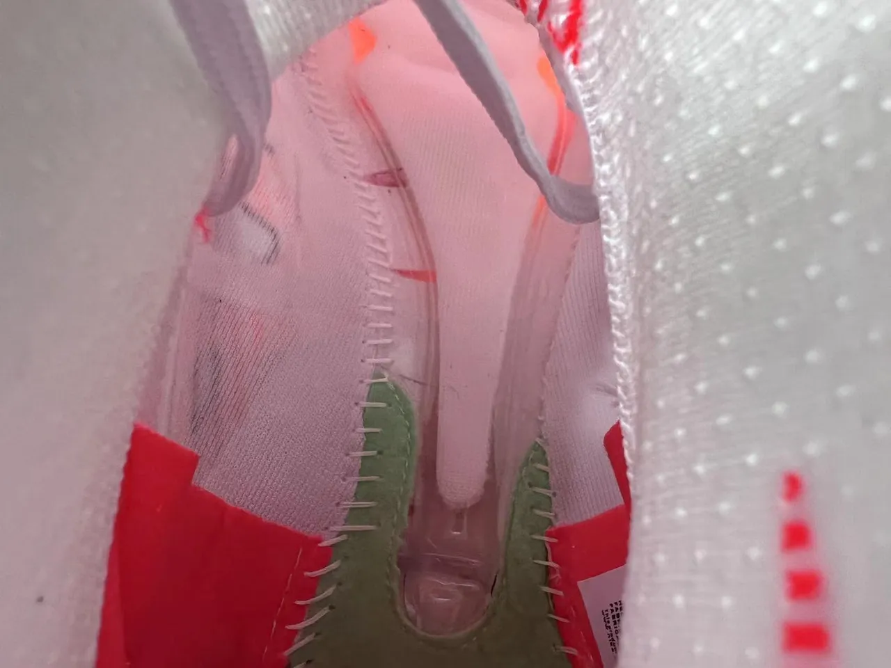 নাইক মার্সিউরিয়াল সুপারফ্লাই সাদা কমলা কালো ফার্ম-গ্রাউন্ড ফুটবল জুতো 3
