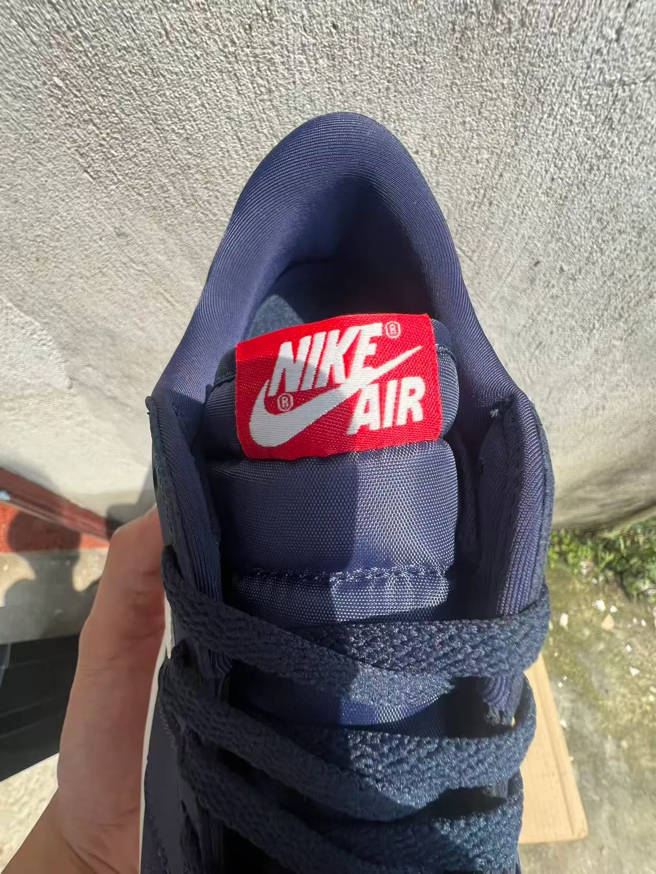Nike Navy Red Low-Top Leather Upper Lifestyle Sneakers 4