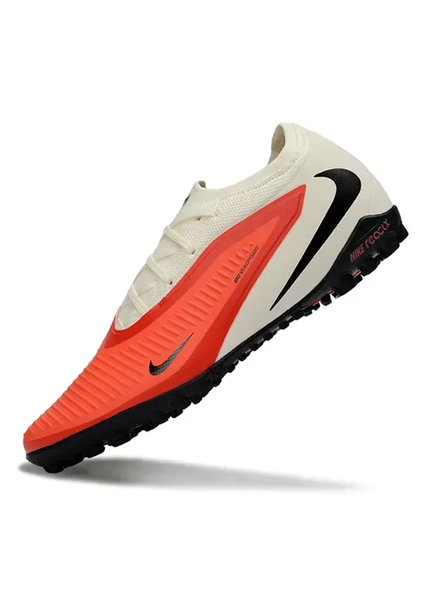 Nike chaussures de football turf orange et beige, upper synthétique, bas, studs moldés 2