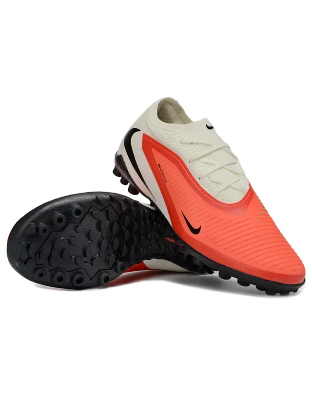 Nike chaussures de football turf orange et beige, upper synthétique, bas, studs moldés 3