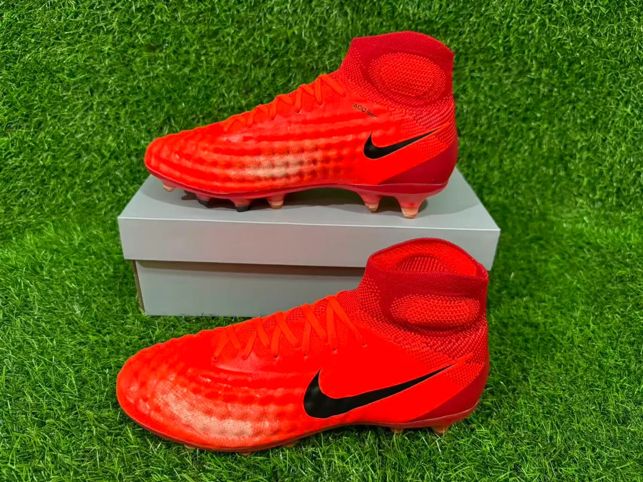 Nike Orange Black High-Cut Sock-Fit Collar Textured Forefoot Cage Firm-Ground Soccer Shoes 10