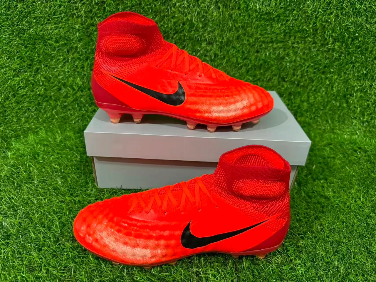 Nike Orange Black High-Cut Sock-Fit Collar Textured Forefoot Cage Firm-Ground Soccer Shoes 11