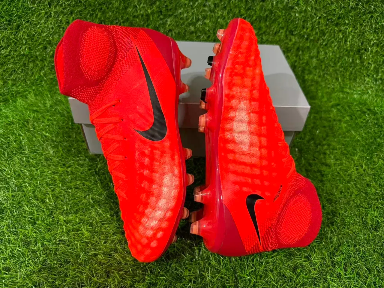 Nike Orange Black High-Cut Sock-Fit Collar Textured Forefoot Cage Firm-Ground Soccer Shoes 12