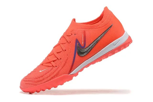 Nike أحذية كرة القدم أورانج وأسود Knit Upper Low-Cut Silhouette Turf 5