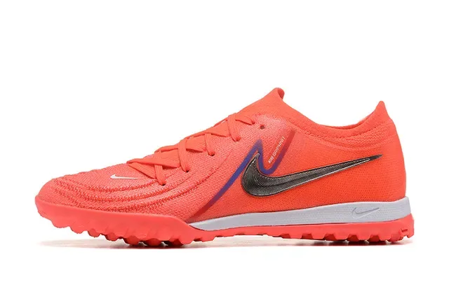 Nike أحذية كرة القدم أورانج وأسود Knit Upper Low-Cut Silhouette Turf 10