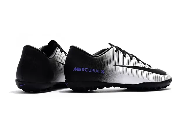 Nike Tênis de Futebol Indoor Laranja Preto Silhueta Baixa Ribeteada Superior Sintética 9
