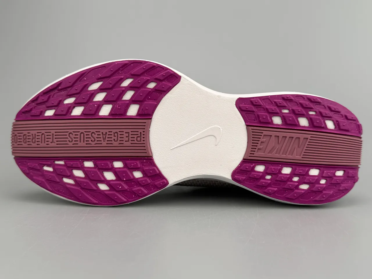 Nike Pegasus ZoomX White and Maroon Running Shoes 8