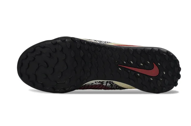 Nike Phantom GT Upper Tricot Beige Borgoña Texturisé Overlay Cage Maroon Chaussures de Football Turf 7