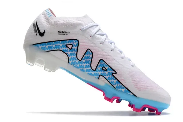 Nike Phantom GT White Blue Flyknit Upper Dynamic Graphic Side Panel Firm-Ground Soccer Shoes 2