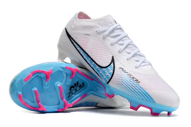 Nike Phantom GT White Blue Flyknit Upper Dynamic Graphic Side Panel Firm-Ground Soccer Shoes 4