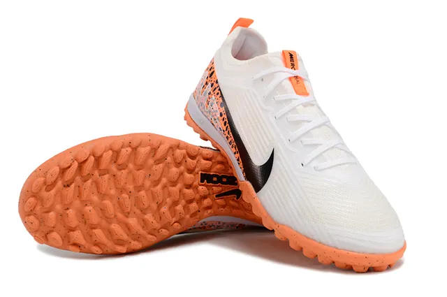 Nike Phantom GT blanc orange bas de coupe synthétique supérieur maille texturée doigt gazon artificiel chaussures de football 4