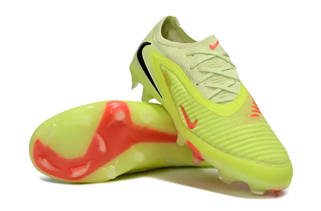 Nike Phantom GT হলুদ লাল বোনা উপরের অংশ অসমমিত লেসিং ফার্ম-গ্রাউন্ড সকারের জুতা 3