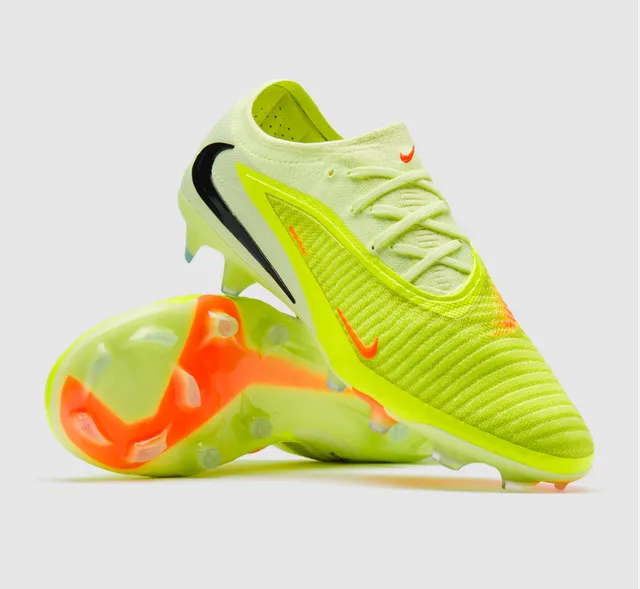 Nike Phantom GT হলুদ লাল বোনা উপরের অংশ অসমমিত লেসিং ফার্ম-গ্রাউন্ড সকারের জুতা 18