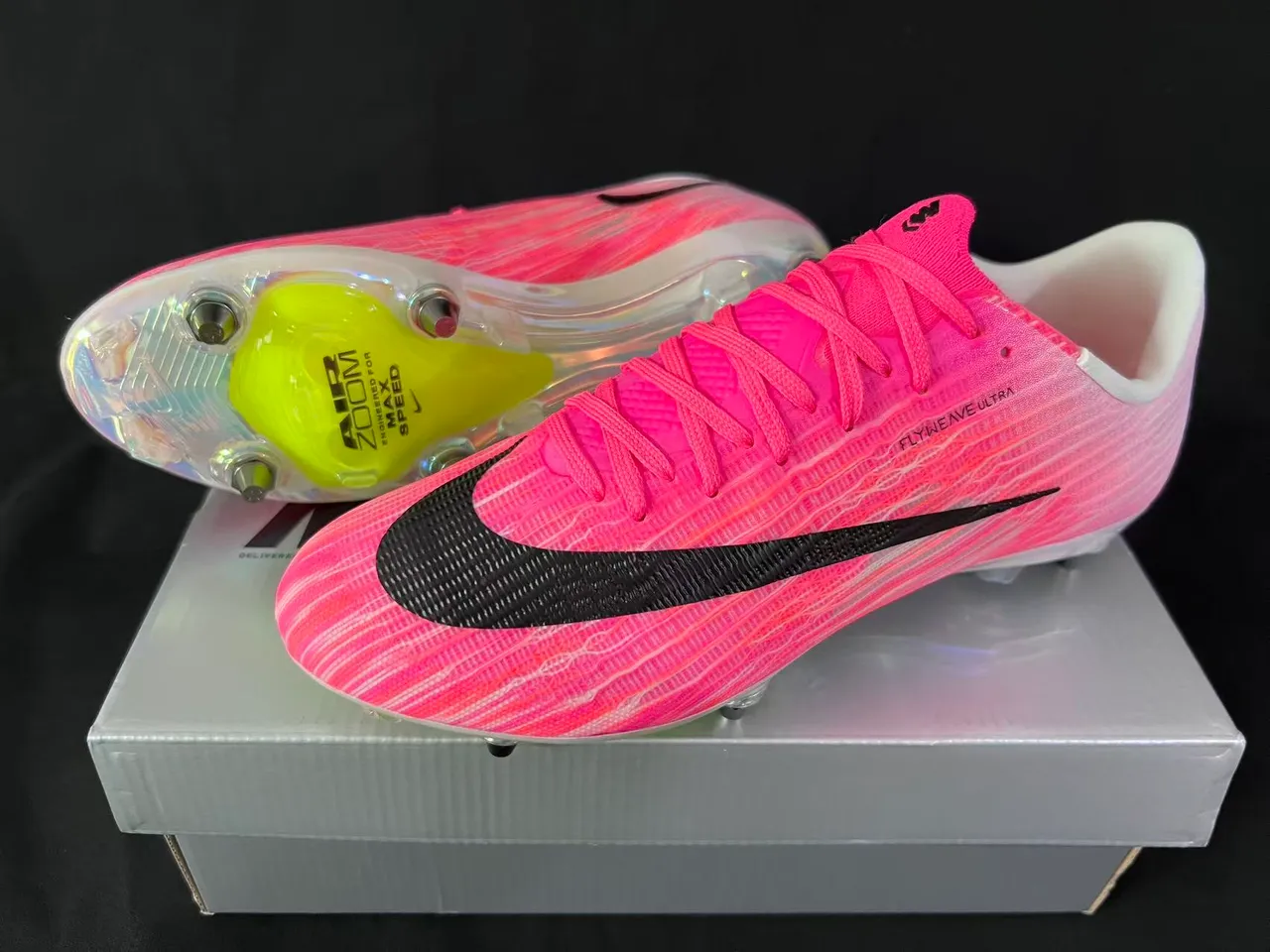 Nike Pink Black Flyweave Upper Low-Cut Collar Firm-Ground Soccer Shoes 9