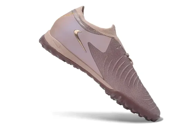 Nike Rose et Or Tricot Supérieur Swoosh Métallique Chaussures Football Turf 2