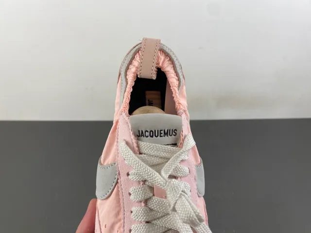 Nike Pink Gray Gathered Nylon Upper Perforated Toe Lifestyle Sneakers 6