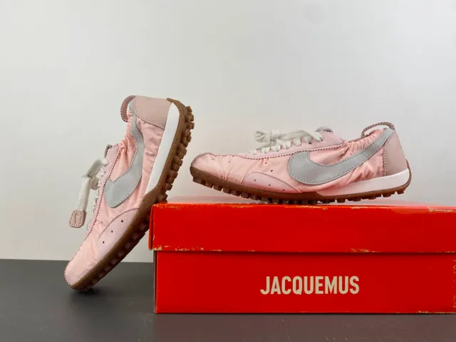 Nike Pink Gray Gathered Nylon Upper Perforated Toe Lifestyle Sneakers 14