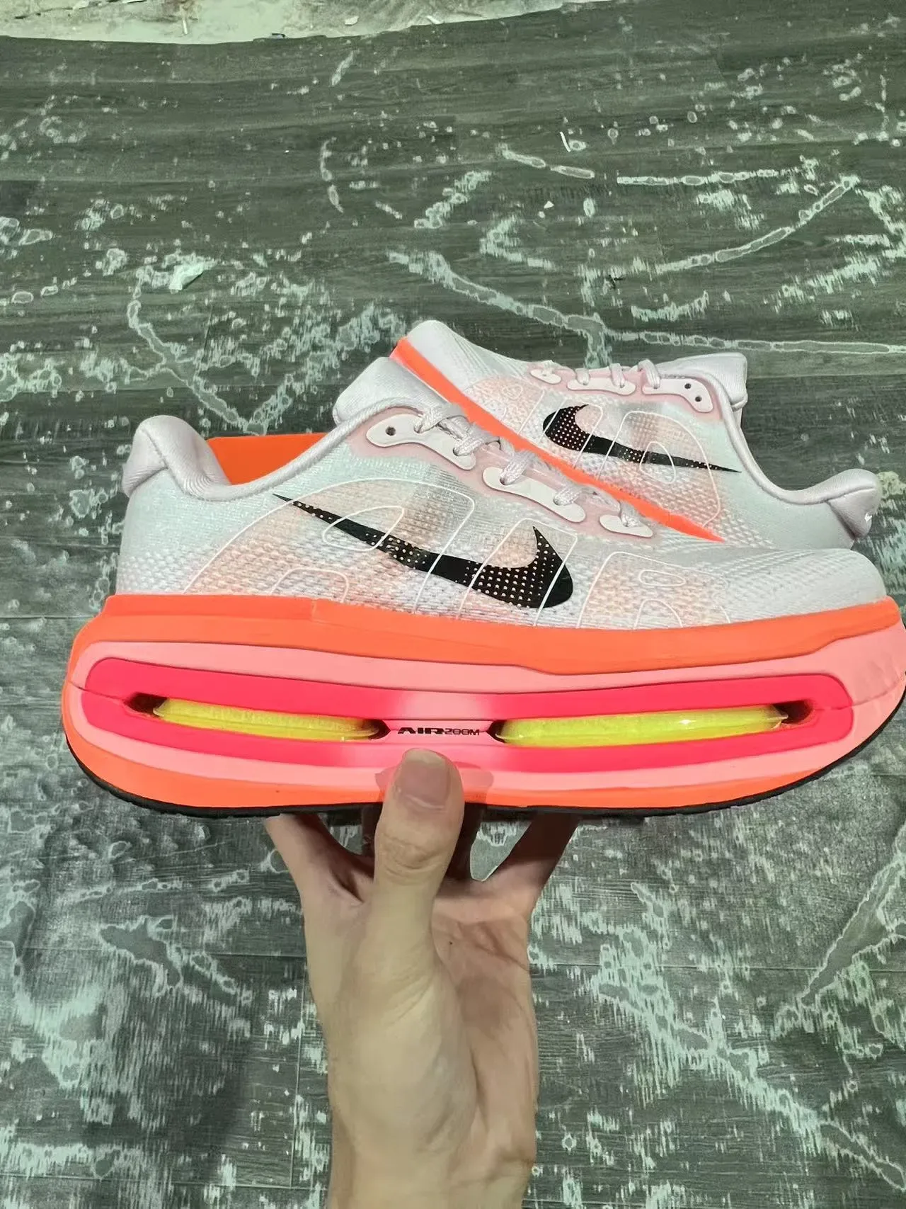 Chaussures Running Nike Rose Orange Upper Maille Tricotée Visible Full-Length Air Unit 5