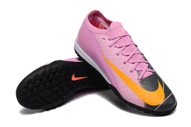 Nike أحذية كرة القدم على العشب باللون الوردي والبرتقالي منخفضة القطع ذات الجزء العلوي المحبوك والربط غير المنتظم 6