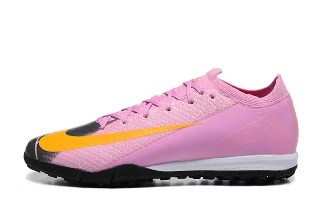 Nike أحذية كرة القدم على العشب باللون الوردي والبرتقالي منخفضة القطع ذات الجزء العلوي المحبوك والربط غير المنتظم 10