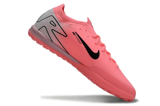 Nike Chaussures de soccer indoor à upper en tricot rose argent, col intégré 2