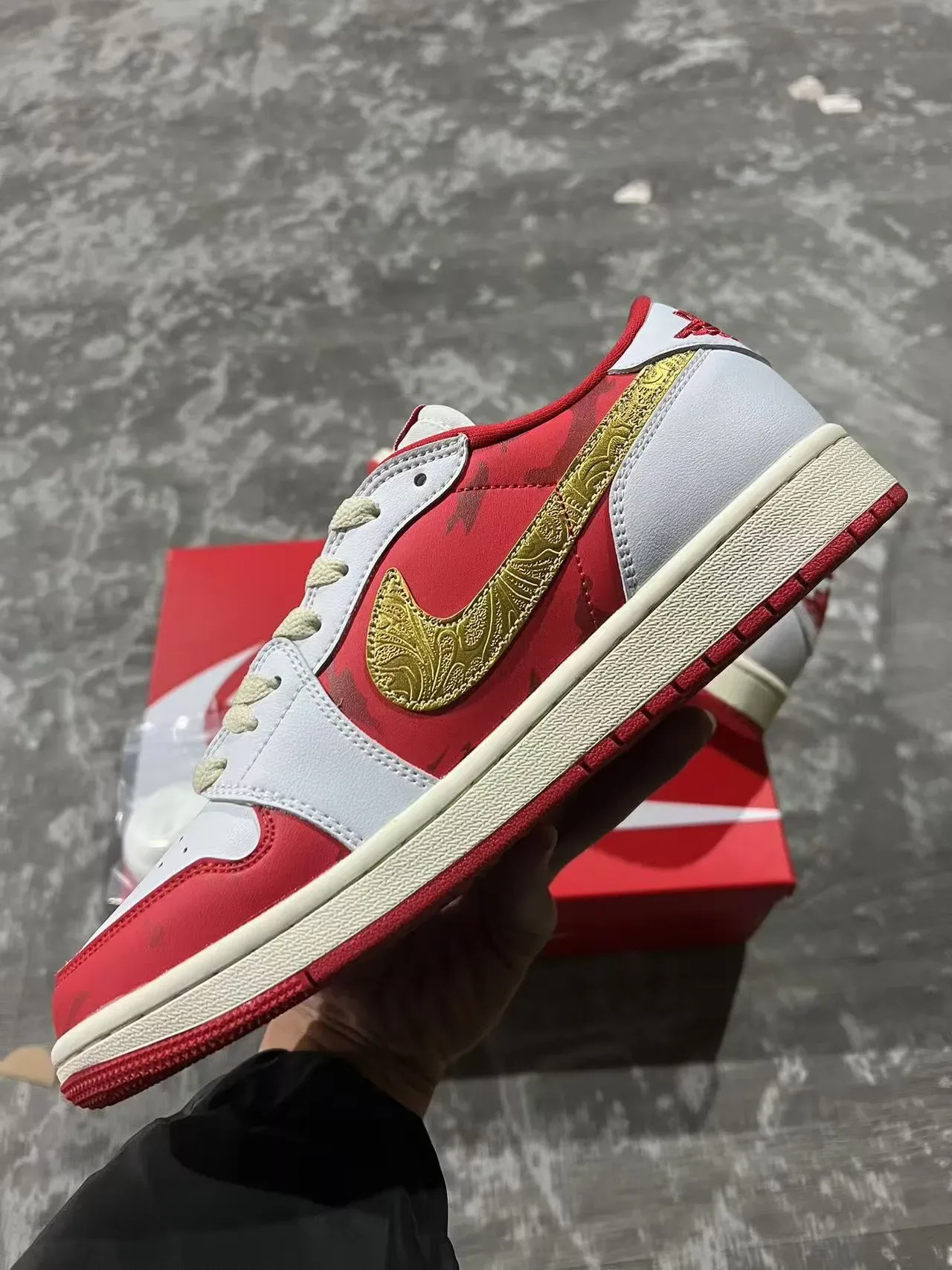 Nike Red Gold Low-Top Swoosh Lifestyle Sneakers 5