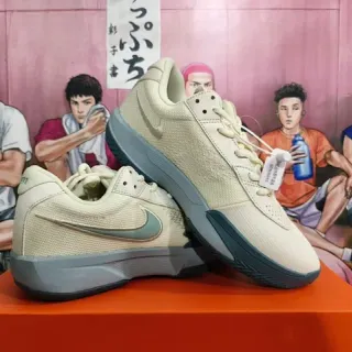Nike Renew Elevate Beige and Gray Mesh Low-Top Basketball Shoes