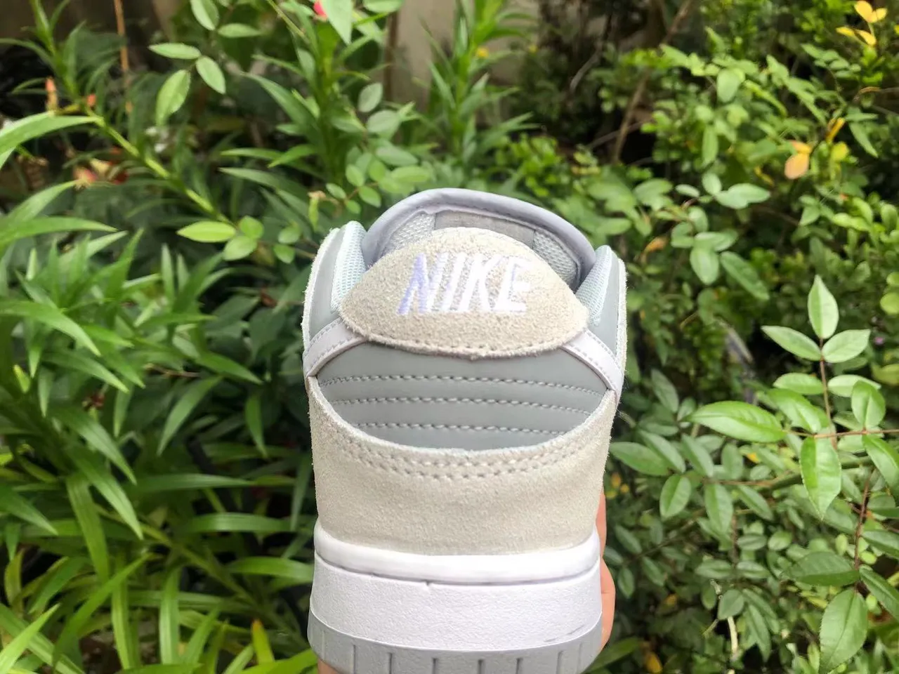 Nike SB Dunk Low Beige Gray chaussures de skate 2