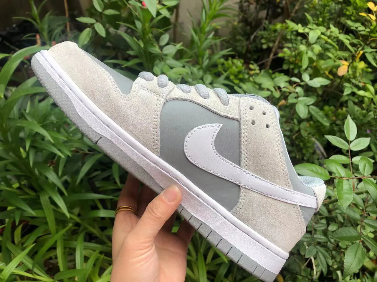 Nike SB Dunk Low Beige Gray chaussures de skate 3