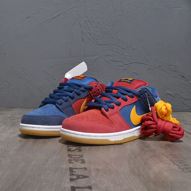 Nike SB Dunk Low Rouge Bleu Jaune Chaussures de Skateboard 4