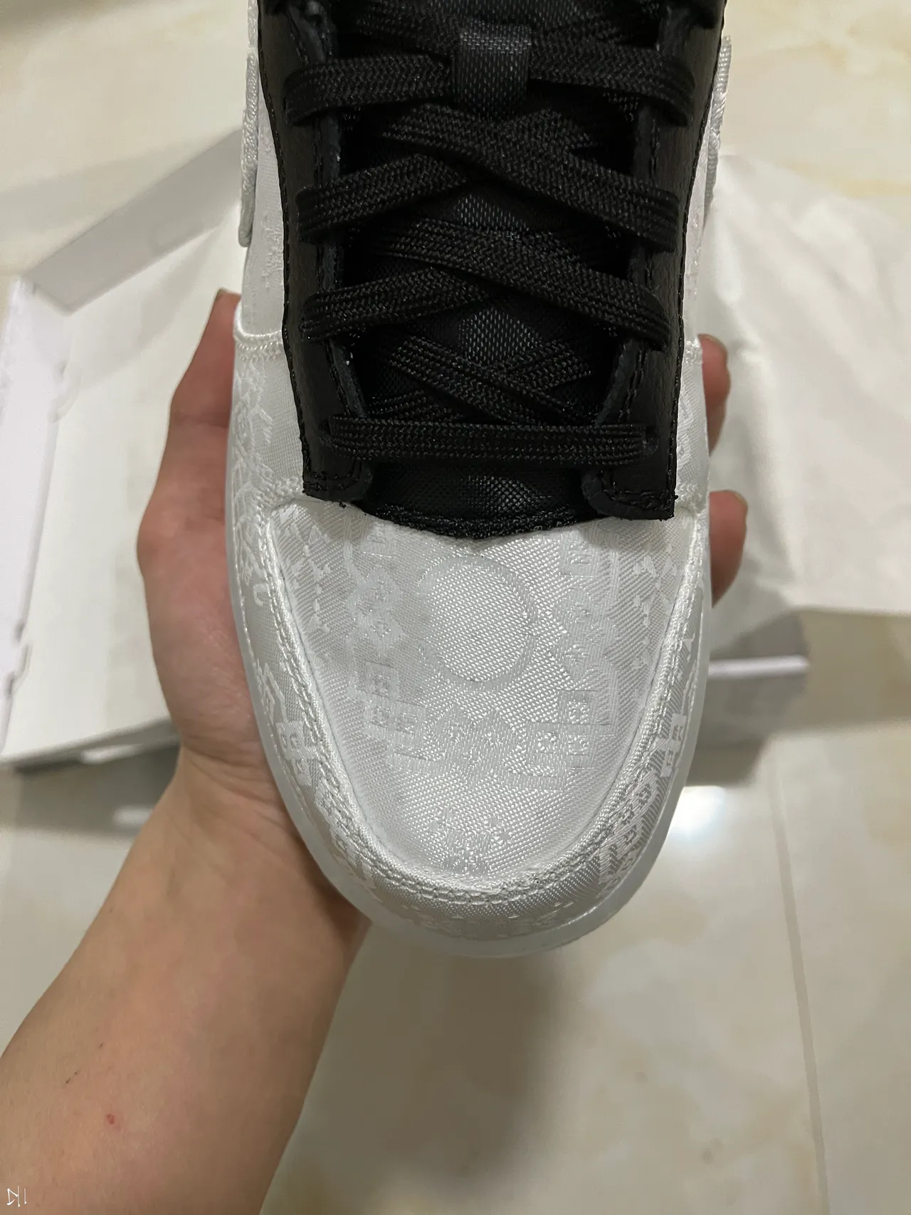 Nike SB Dunk Low White Jacquard Black Lace Skateboard Shoes 2