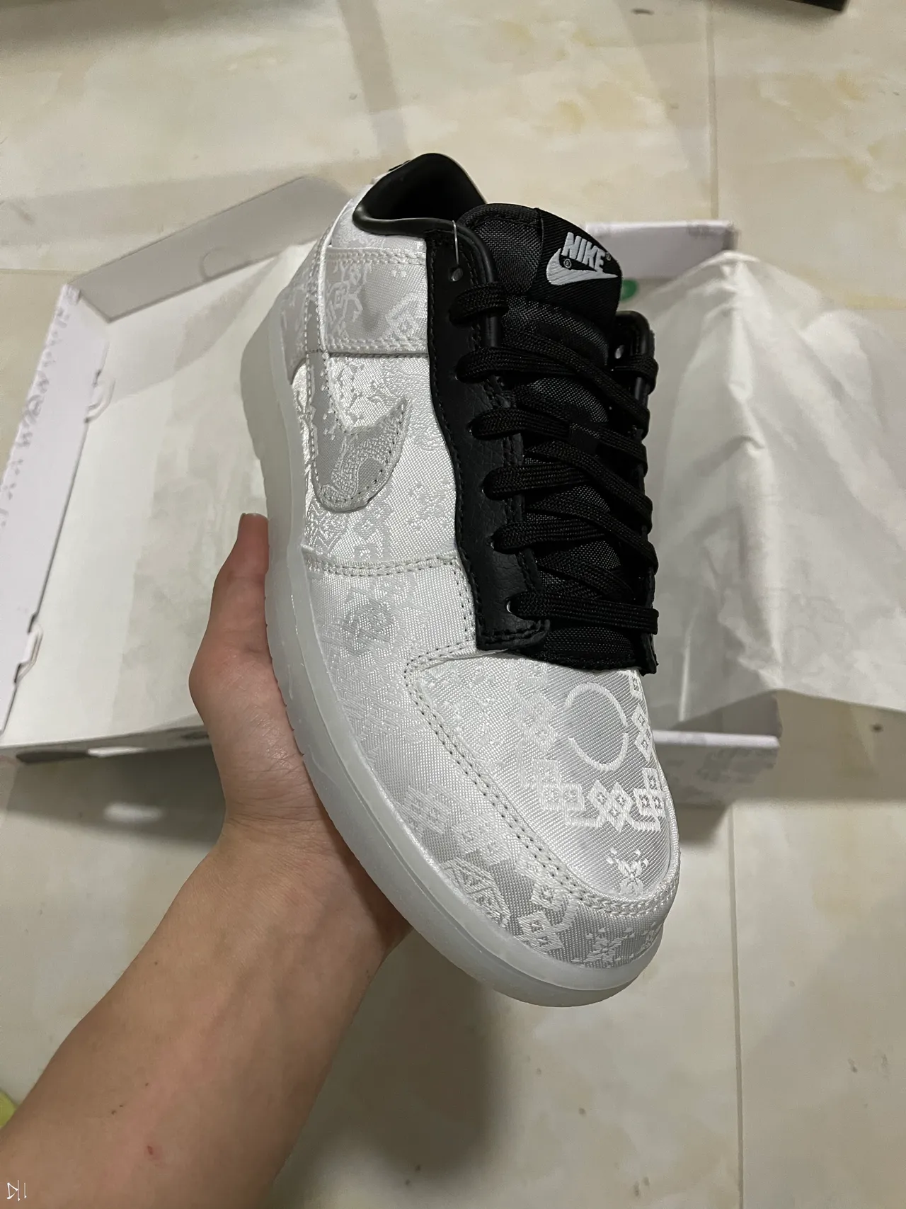 Nike SB Dunk Low White Jacquard Black Lace Skateboard Shoes 5
