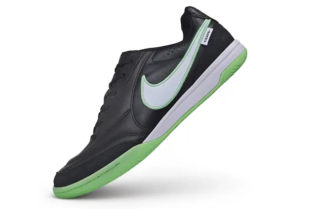 Nike Tiempo Noir Vert Cuir Supérieur Silhouette Basse Chaussures de Football Intérieur 5