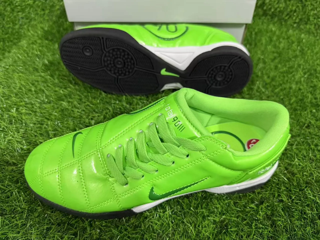 Nike Total 90 III Neon Green Chaussures de football indoor 3