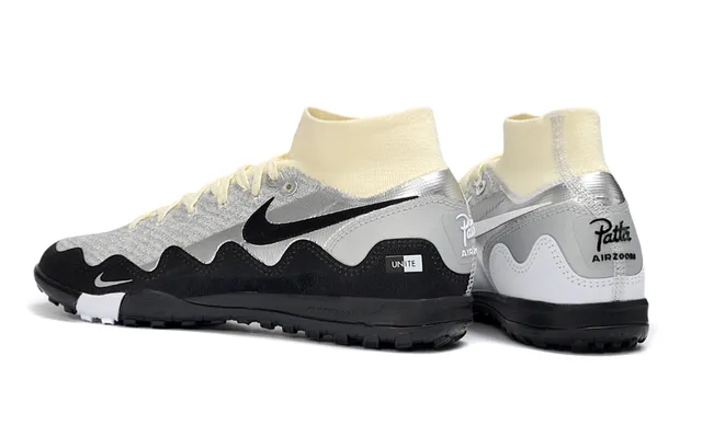 Nike Unite Turf blanches argentées crème Turf chaussures de football 4