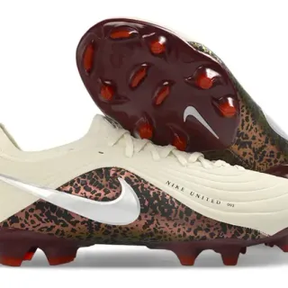 Nike United 003 حذاء كرة القدم بطبعة الفهد للملاعب الصلبة