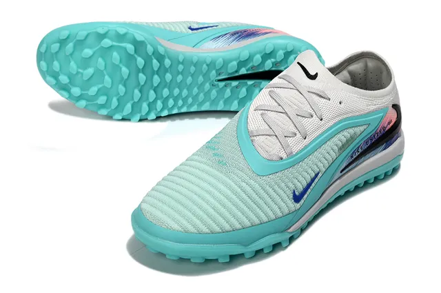 Nike United 082 turquois blanc chaussures de foot gazon artificiel 4