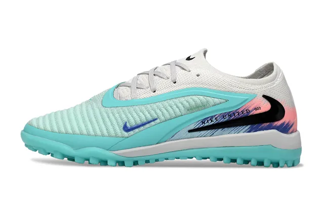 Nike United 082 turquois blanc chaussures de foot gazon artificiel 7