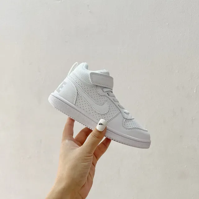 Nike White and Black High-Top Lifestyle Sneakers 10