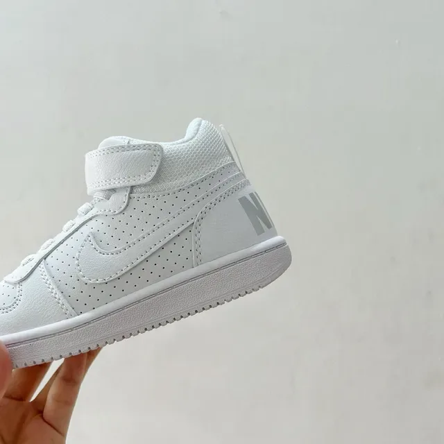 Nike White and Black High-Top Lifestyle Sneakers 16