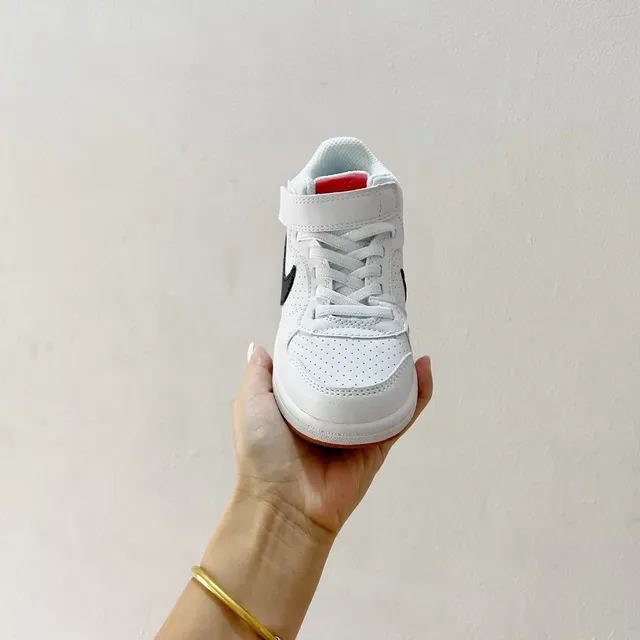 Nike White and Black High-Top Lifestyle Sneakers 20